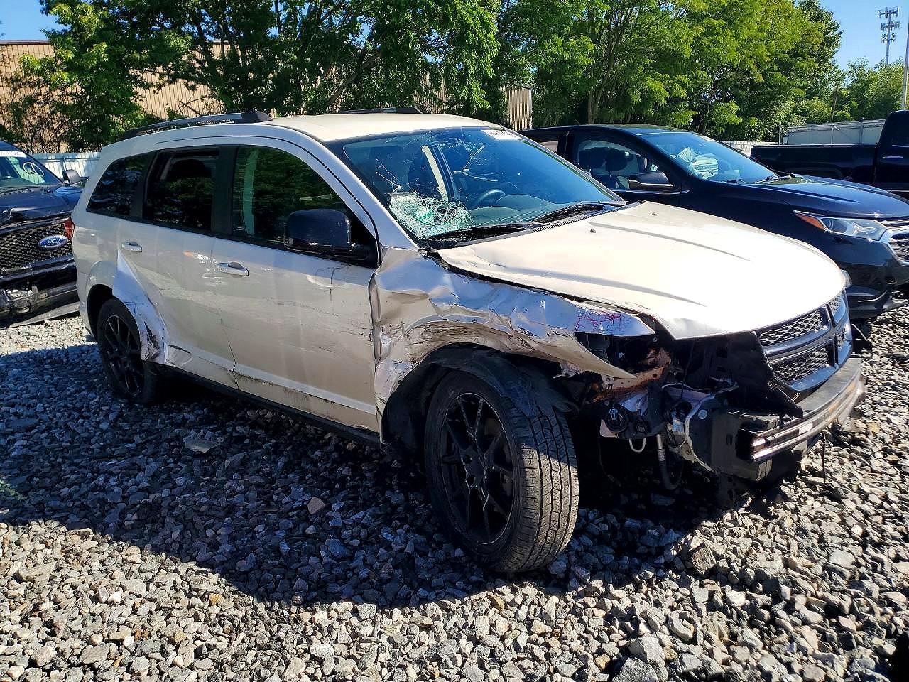 2017 Dodge Journey Gt - zdjęcie 4