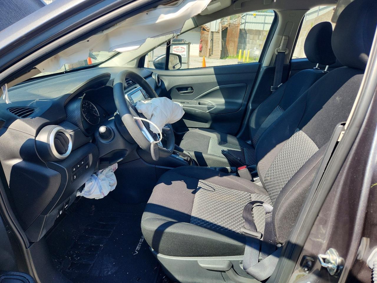 2021 Nissan Versa S - zdjęcie 7