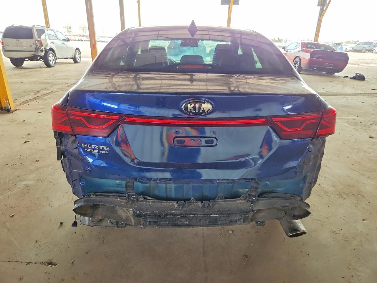 2019 Kia Forte S - zdjęcie 6