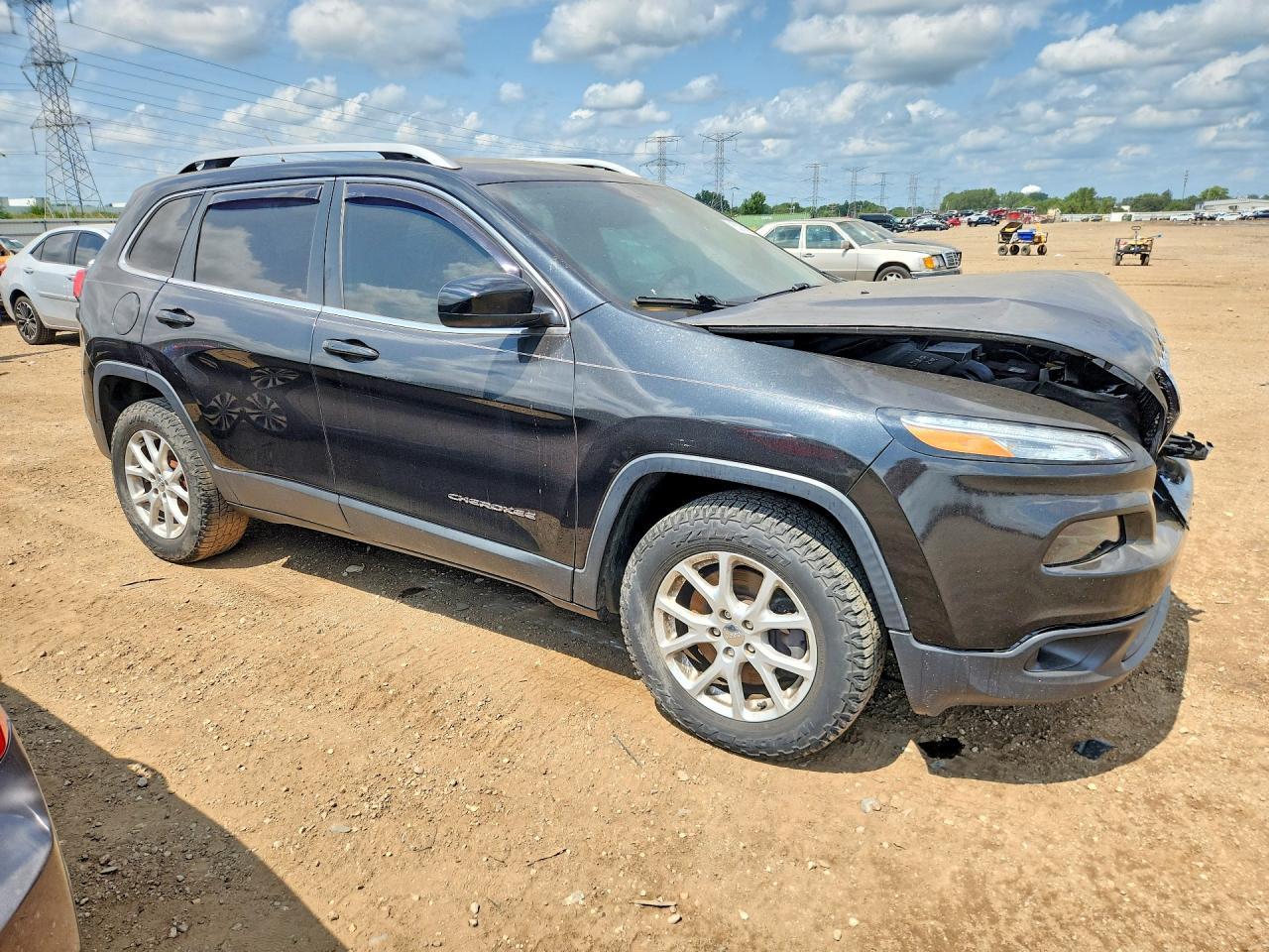 2016 Jeep Cherokee Latitude - zdjęcie 4