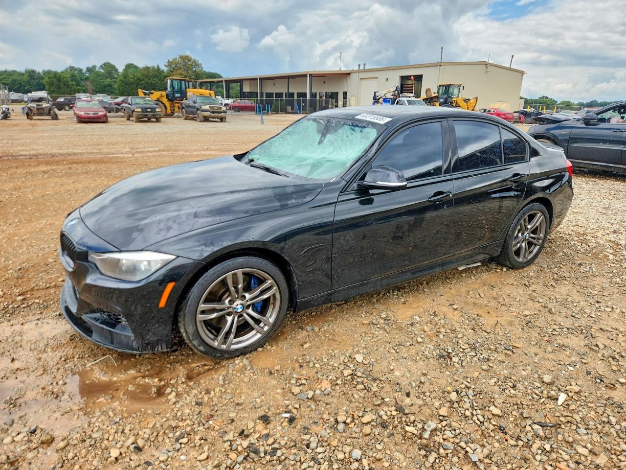 2015 BMW 328 I - zdjęcie główne