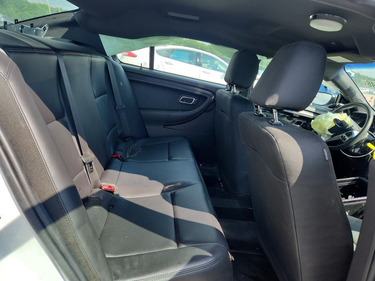 2019 Ford Taurus Police Interceptor - zdjęcie 10