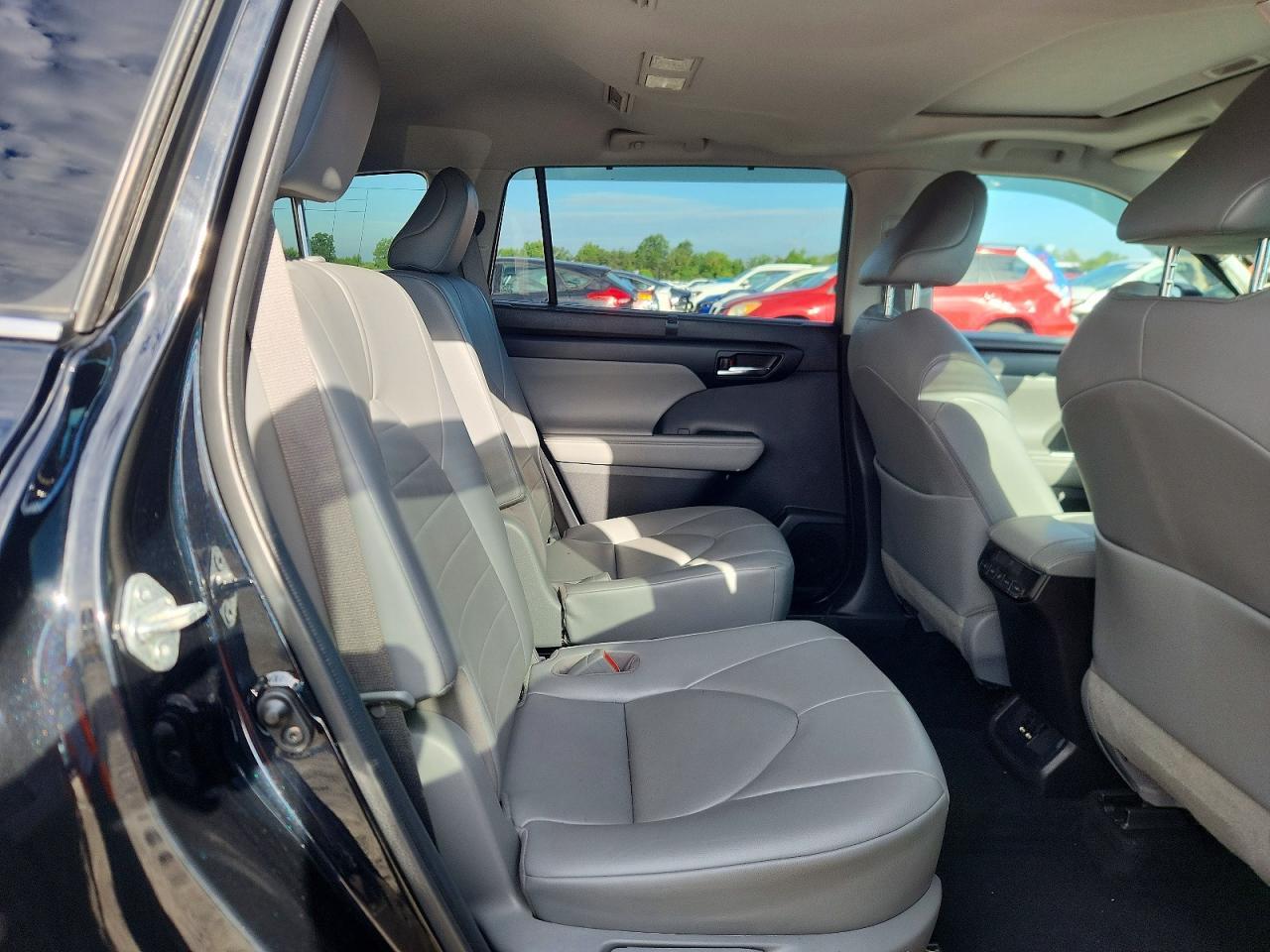 2021 Toyota Highlander Hybrid Xle - zdjęcie 11