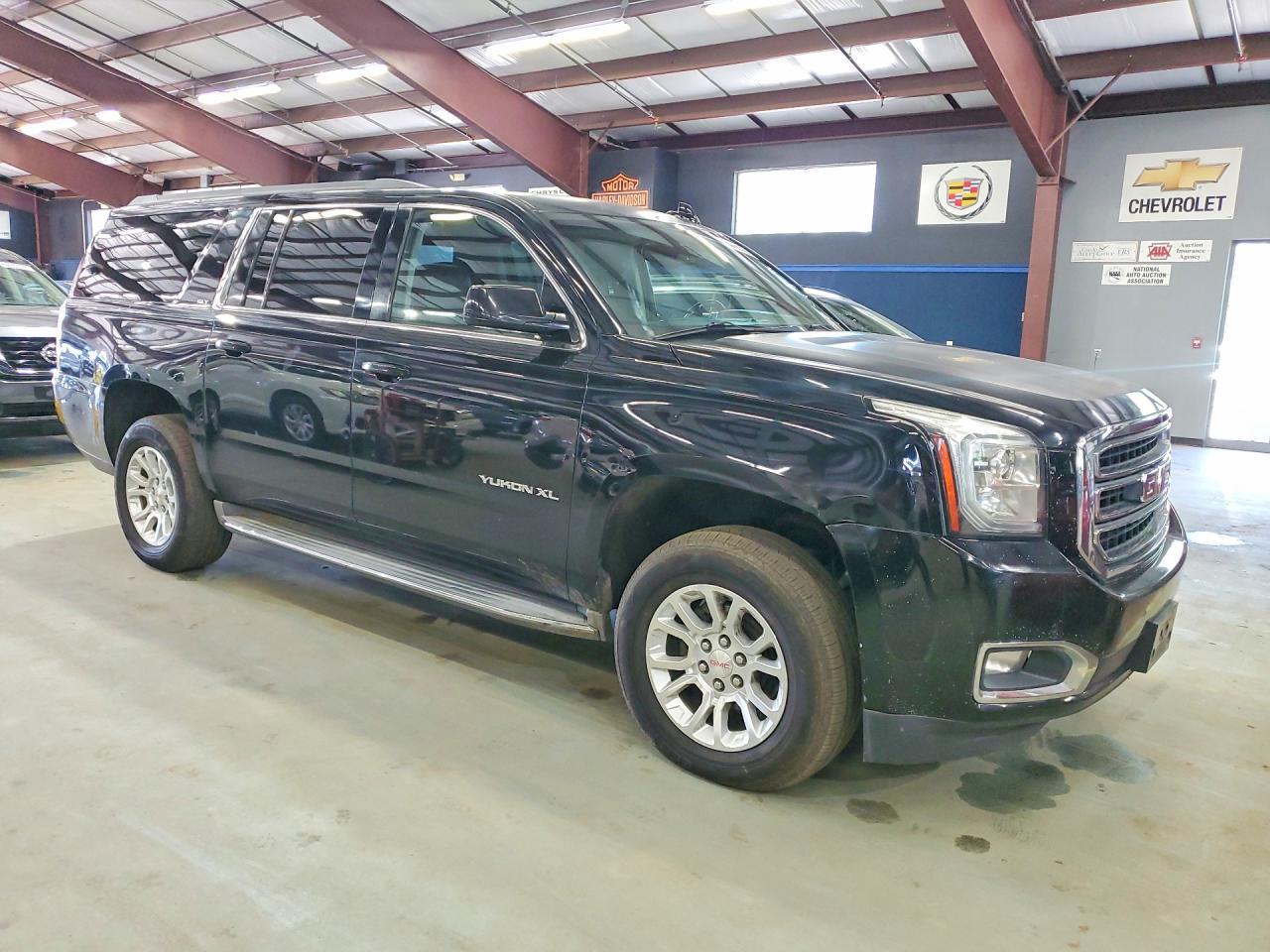 2016 GMC Yukon Xl K1500 Slt - zdjęcie 4