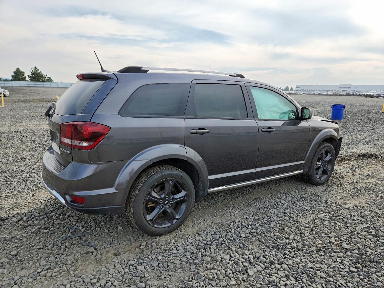2019 Dodge Journey Crossroad - zdjęcie 3