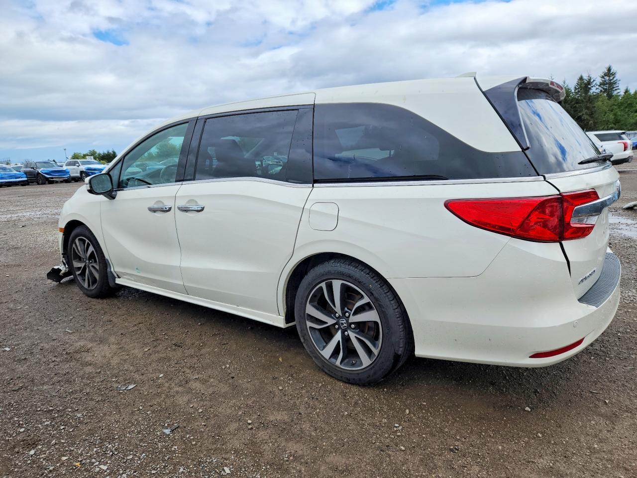 2018 Honda Odyssey Touring - zdjęcie 2