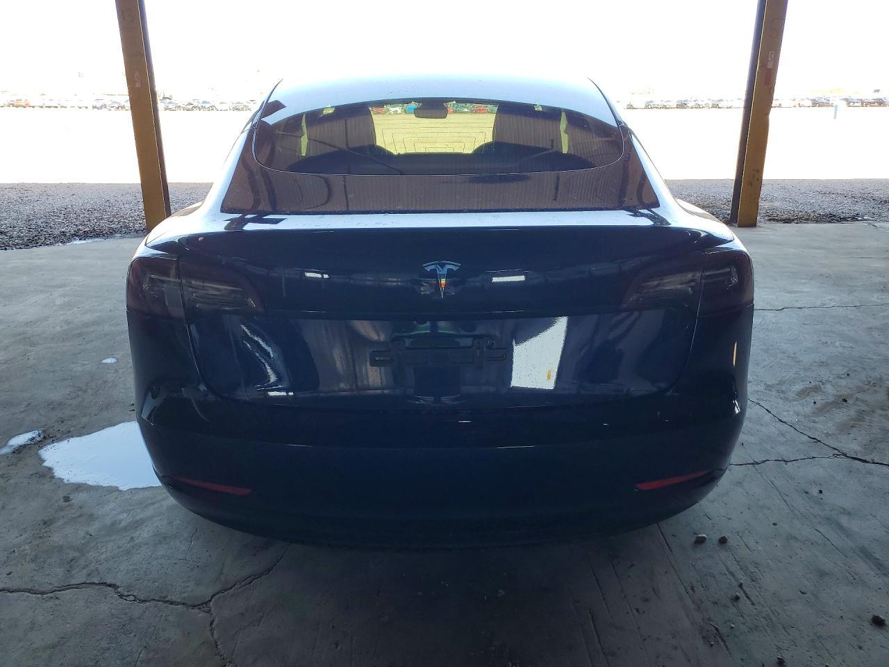2020 Tesla Model 3 - zdjęcie 6