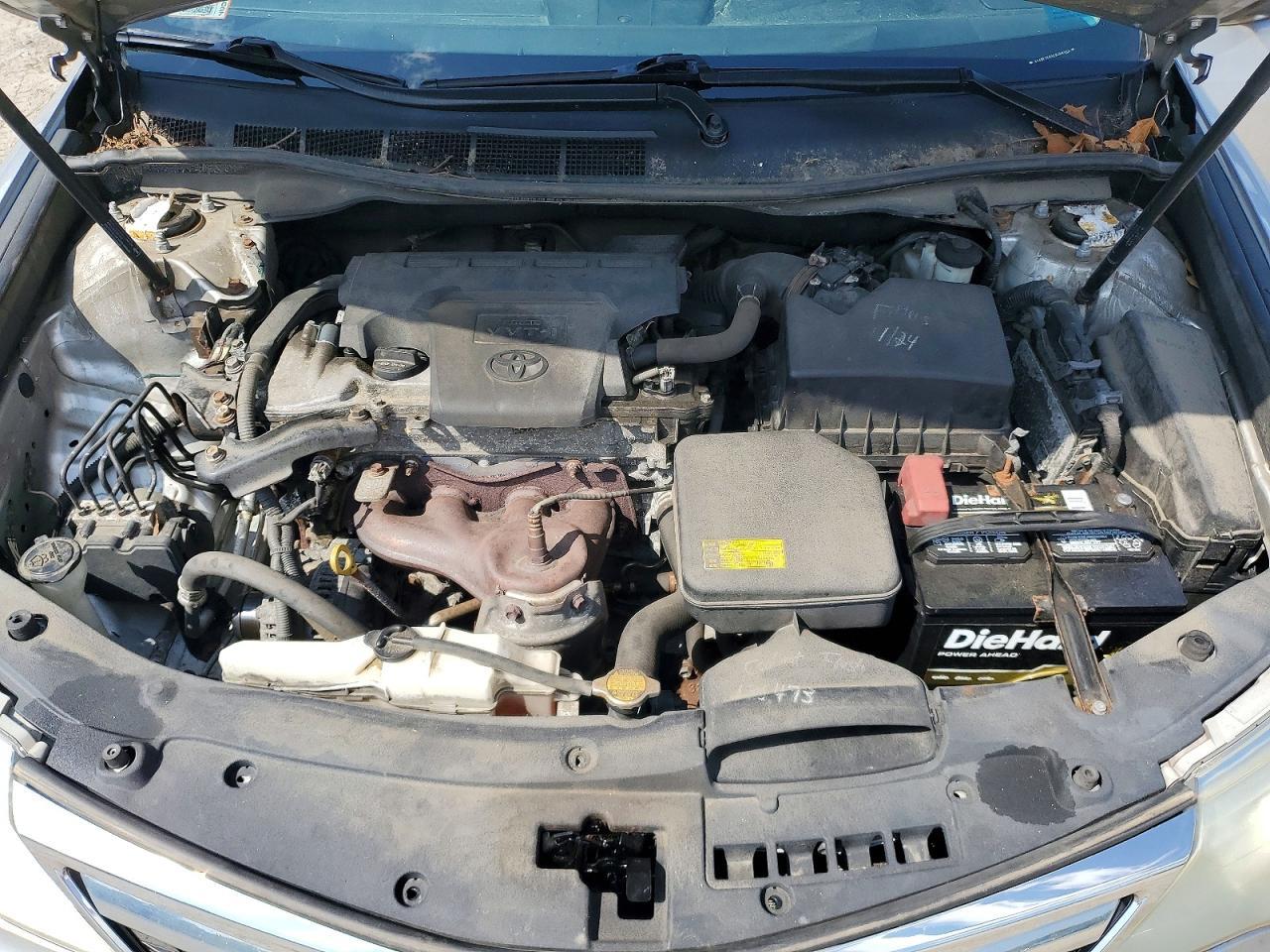 2014 Toyota Camry Le - zdjęcie 11