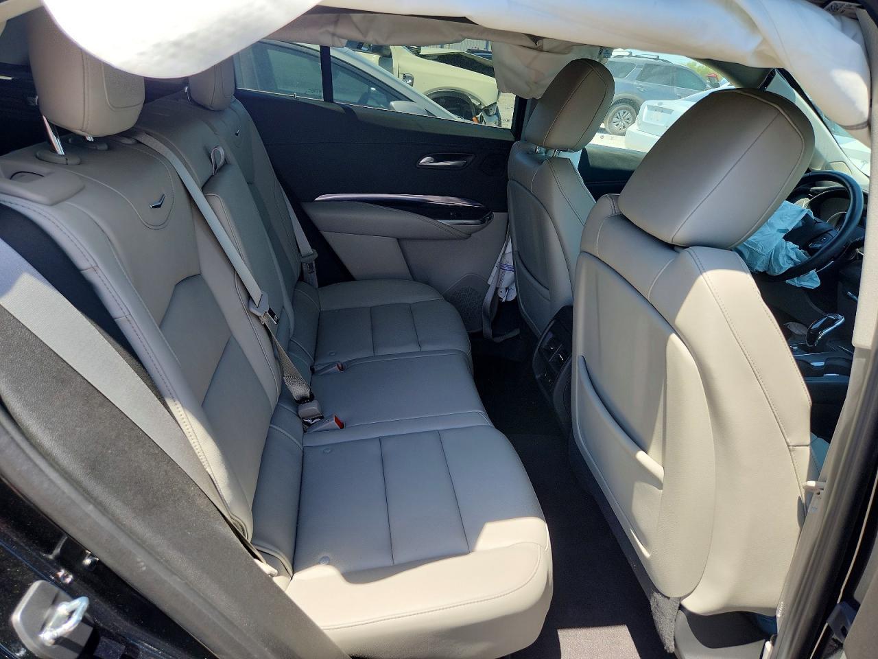 2023 Cadillac Xt4 Luxury - zdjęcie 11