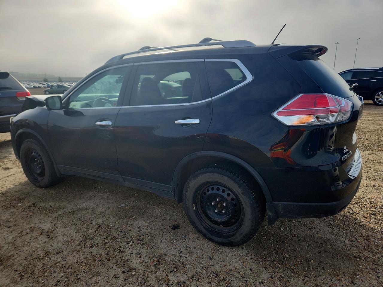 2014 Nissan Rogue S - zdjęcie 2