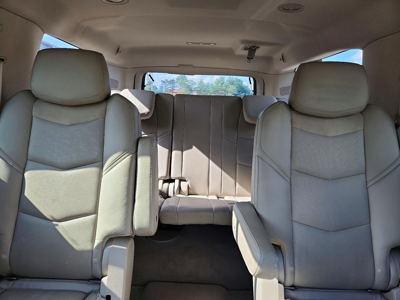 2016 Cadillac Escalade Esv Luxury - zdjęcie 10