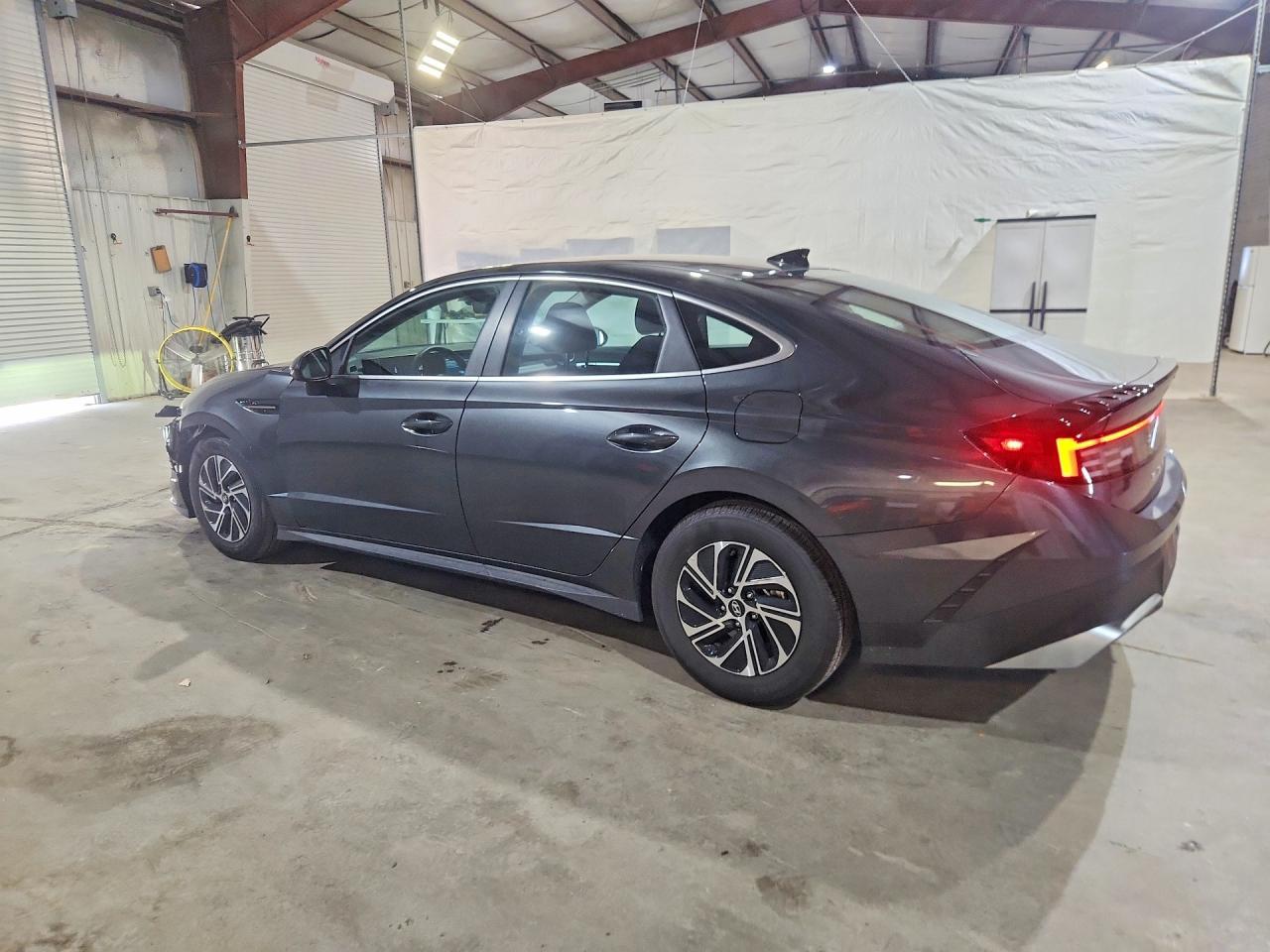2026 Hyundai Sonata Hybrid Blue - zdjęcie 2