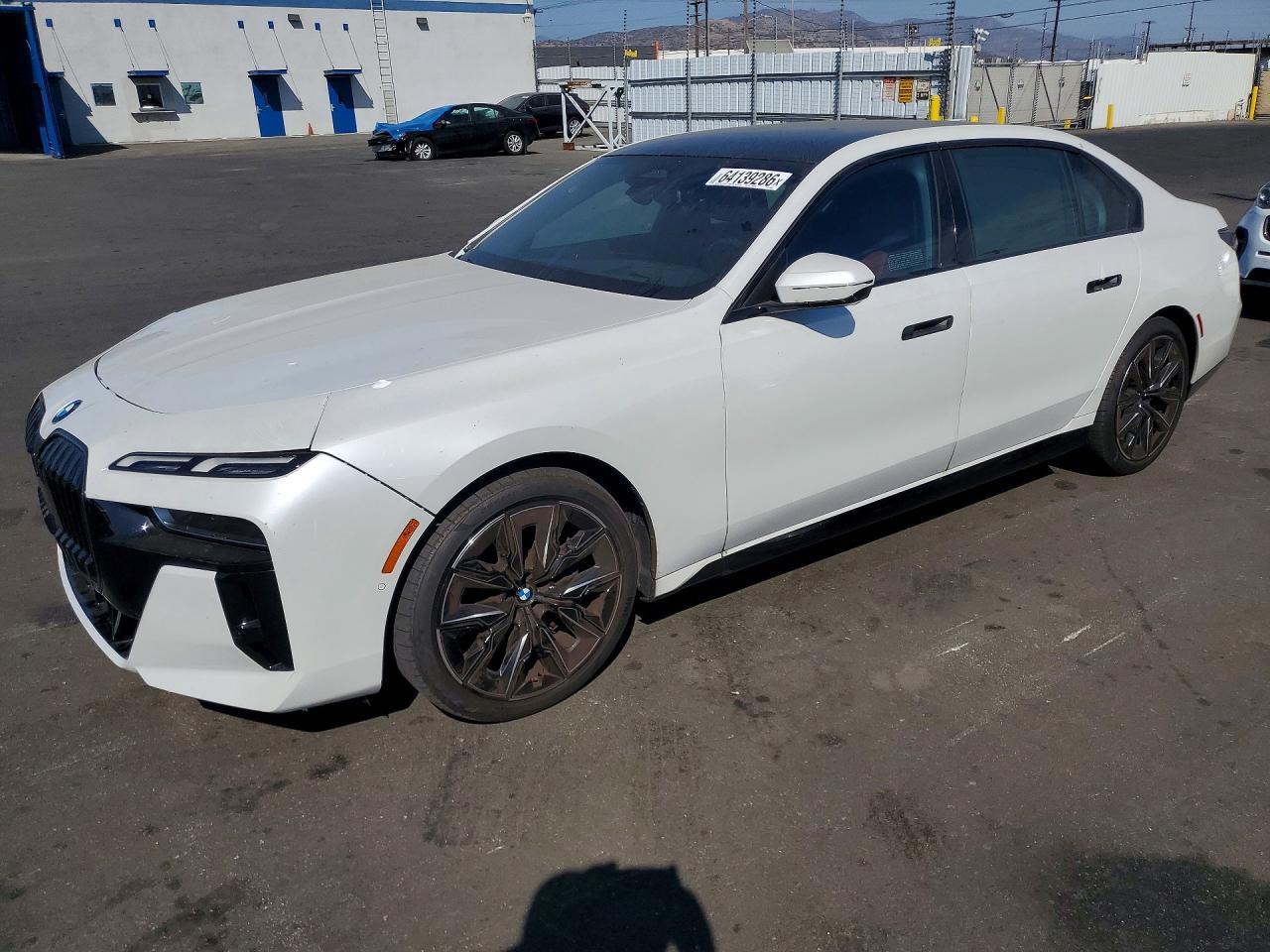 2025 BMW 740 I - zdjęcie główne