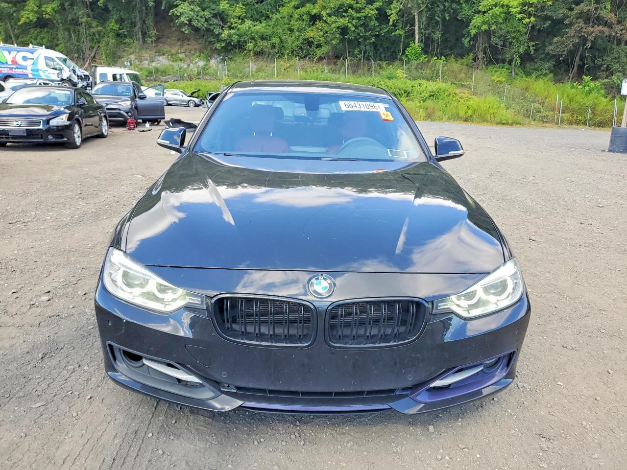 2013 BMW 335 Xi - zdjęcie 5