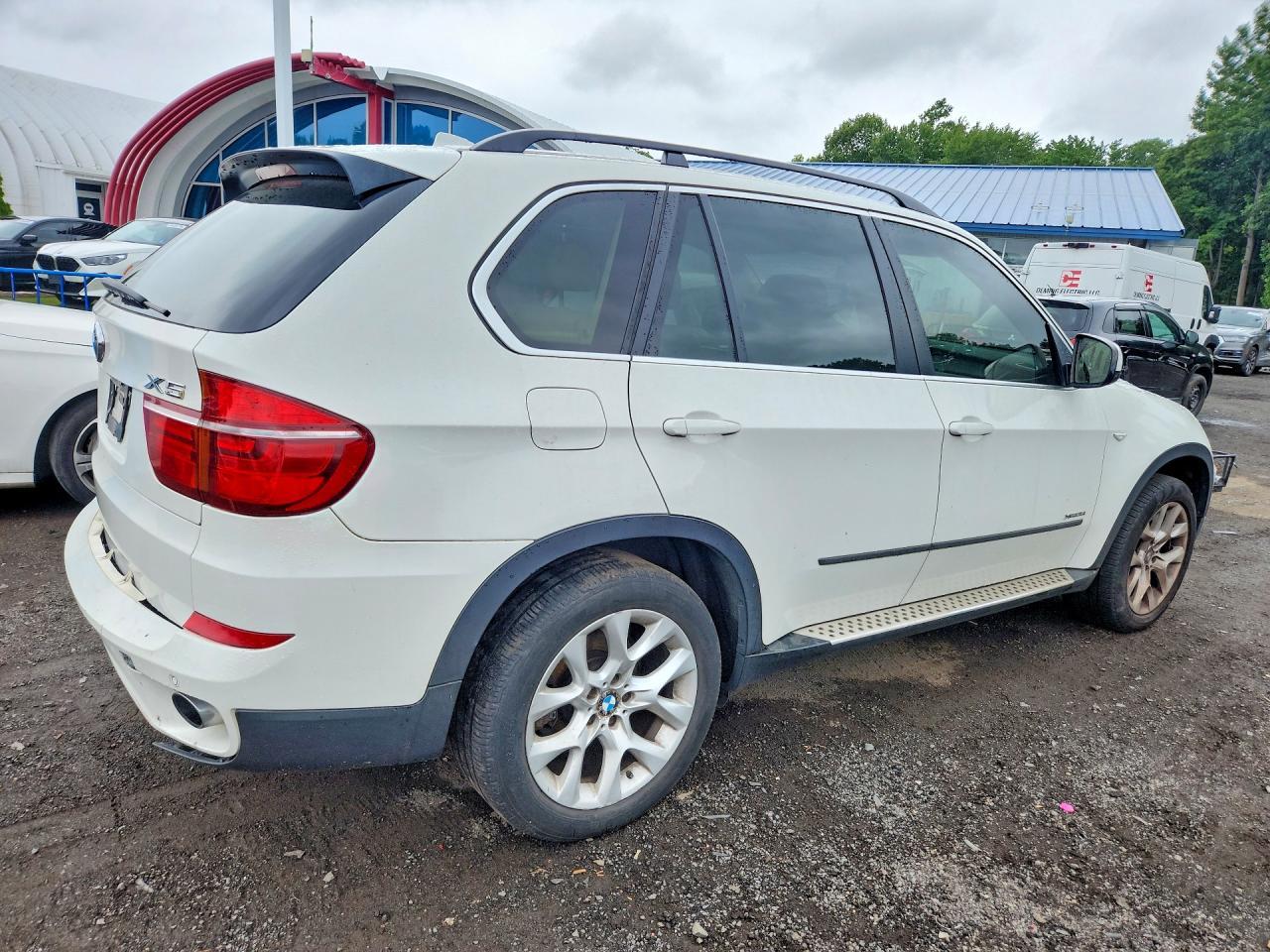 2013 BMW X5 xDrive35I - zdjęcie 3