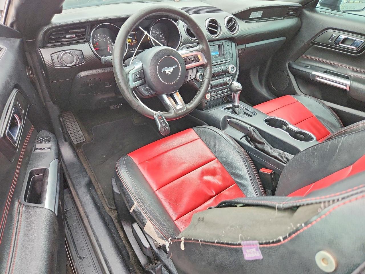 2015 Ford Mustang - zdjęcie 8