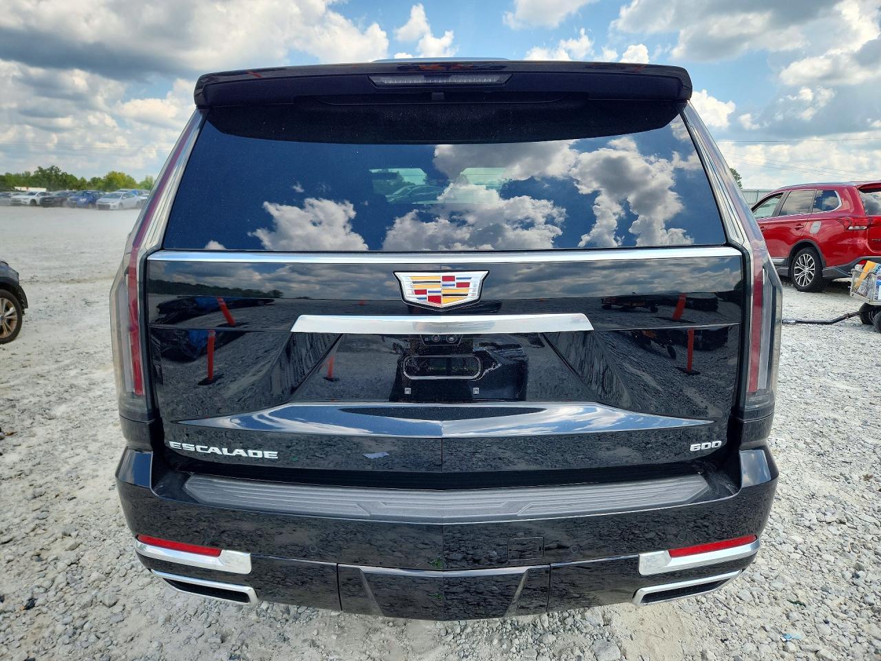 2026 Cadillac Escalade Luxury - zdjęcie 6