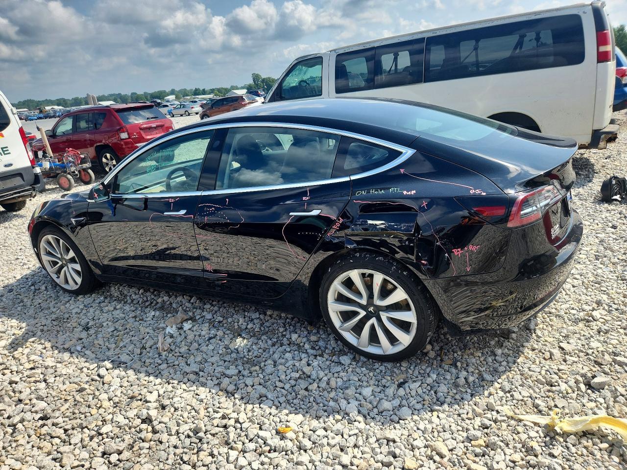 2018 Tesla Model 3 - zdjęcie 2