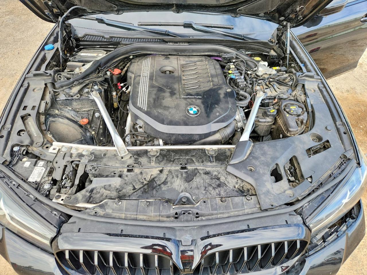 2022 BMW Seria 5 540i - zdjęcie 11