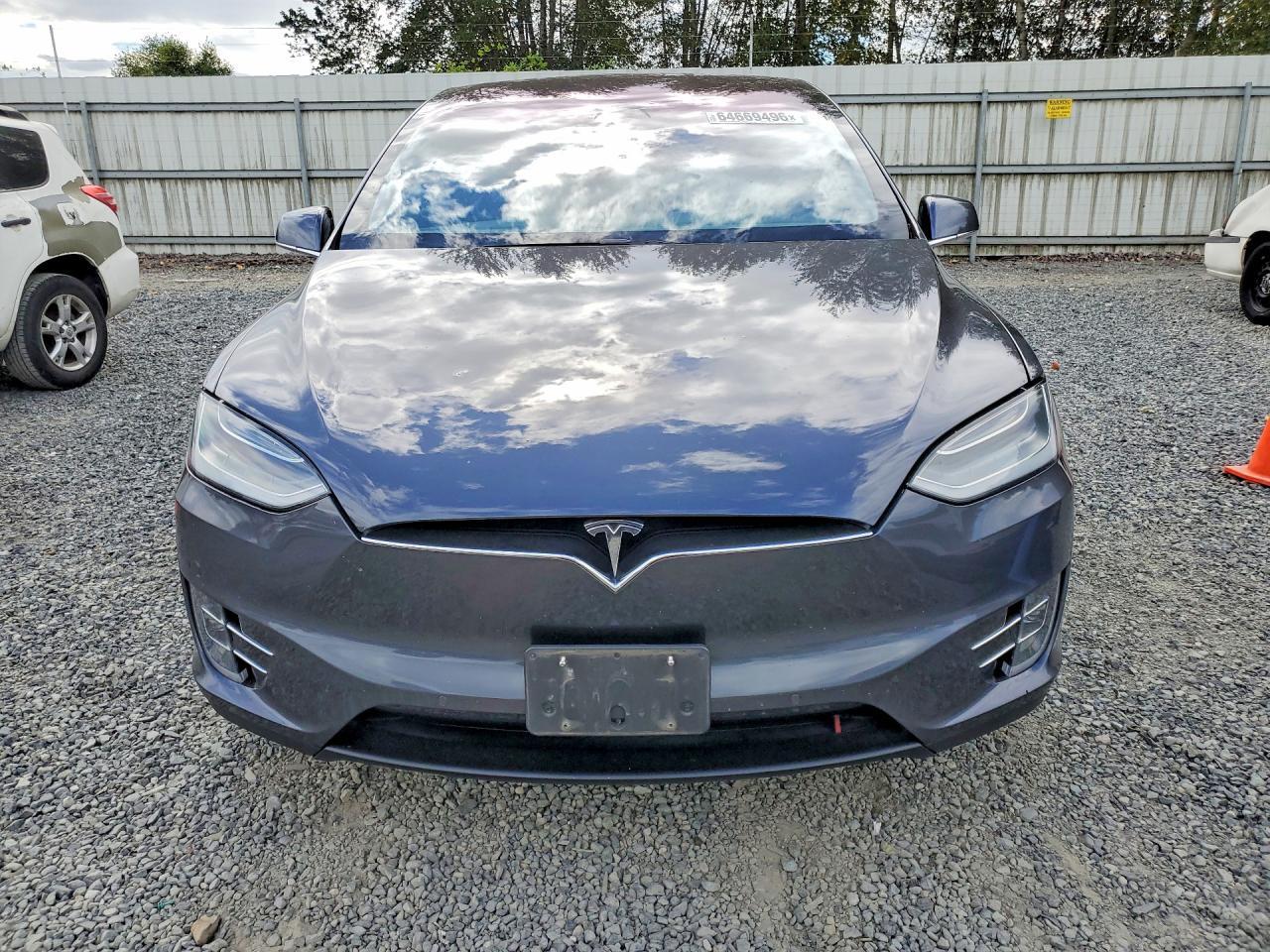 2019 Tesla Model X - zdjęcie 5