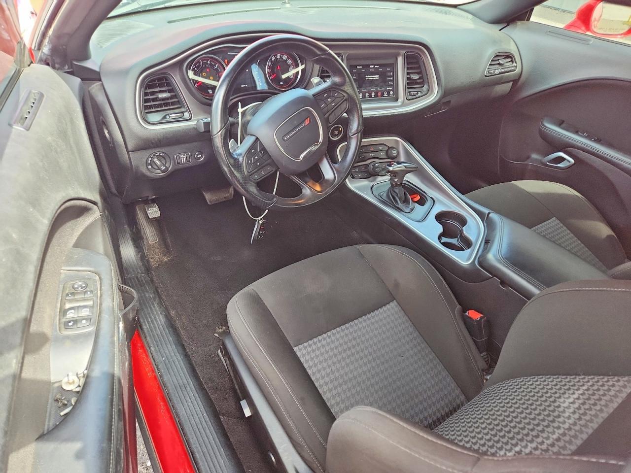2022 Dodge Challenger R/T - zdjęcie 8