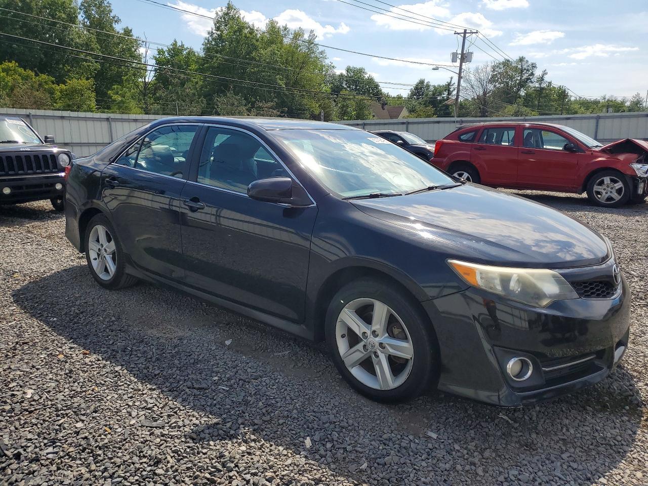 2014 Toyota Camry Se - zdjęcie 4