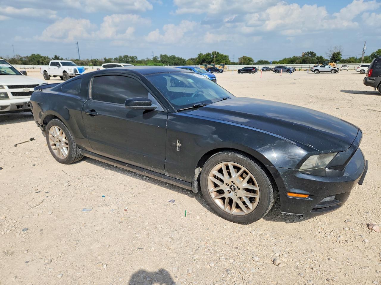 2013 Ford Mustang - zdjęcie 4