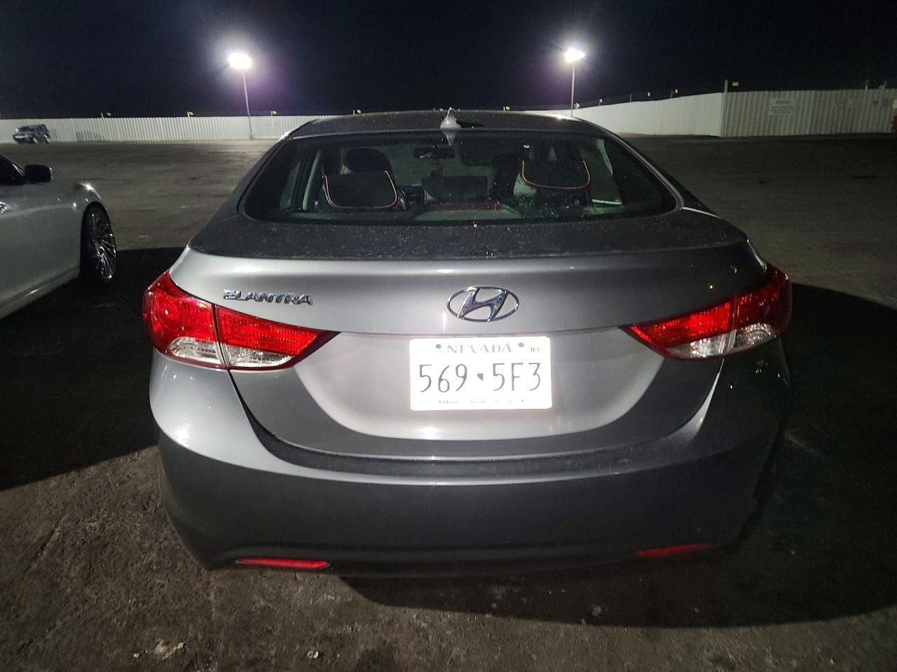 2013 Hyundai Elantra Gls - zdjęcie 6