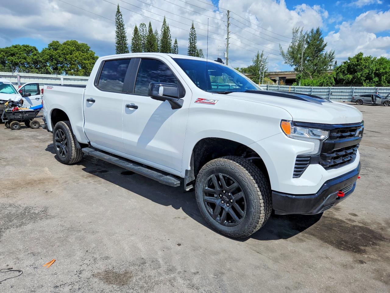 2026 Chevrolet Silverado K1500 Lt Trail Boss - zdjęcie 4