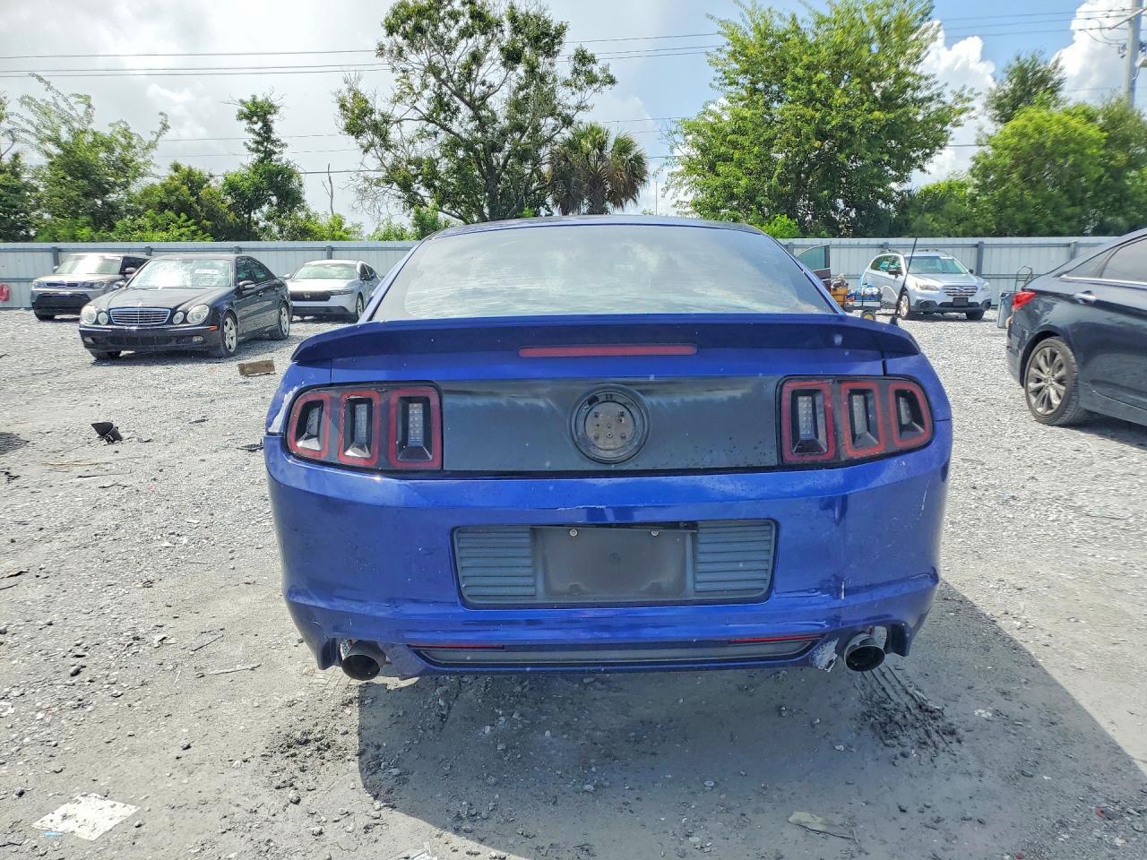 2013 Ford Mustang - zdjęcie 6