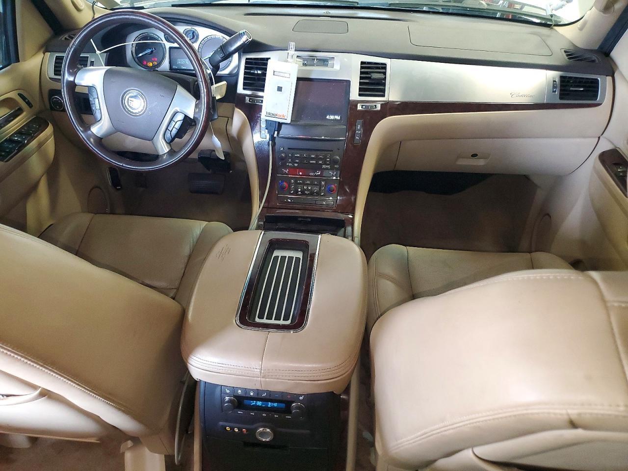2014 Cadillac Escalade Premium - zdjęcie 8