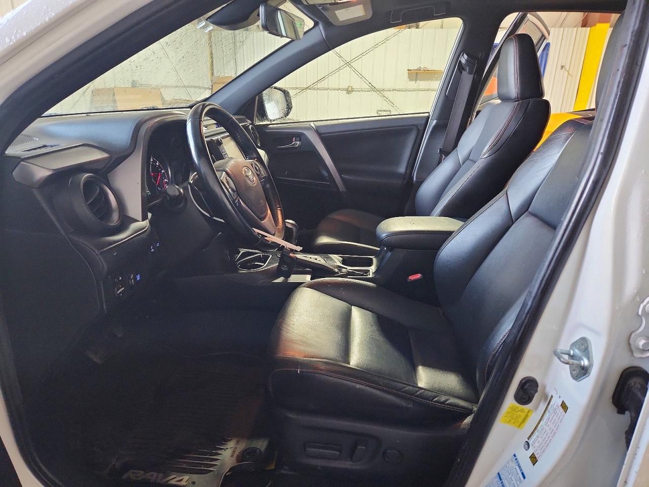 2018 Toyota Rav4 Se - zdjęcie 7
