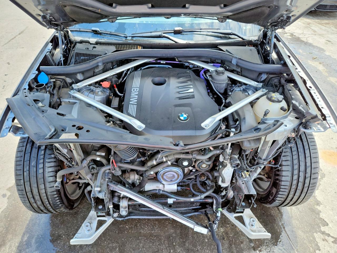 2024 BMW X5 xDrive40I - zdjęcie 12