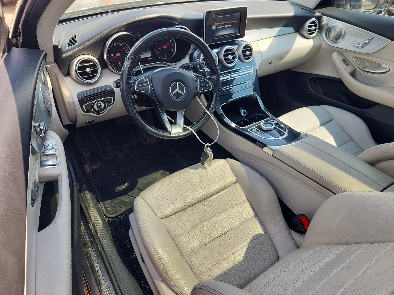 2017 Mercedes-Benz C 300 4Matic - zdjęcie 8