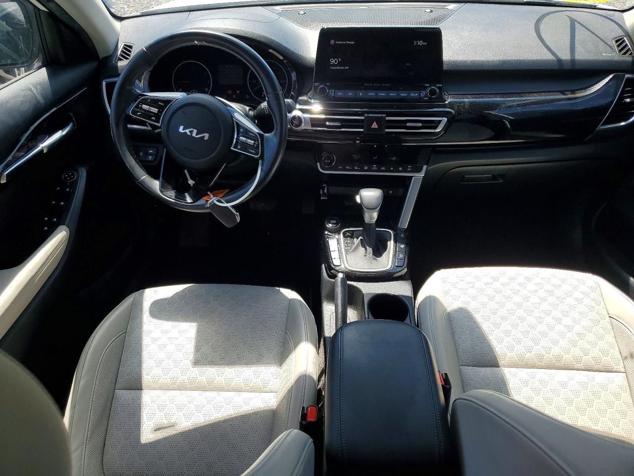 2022 Kia Seltos Ex - zdjęcie 8