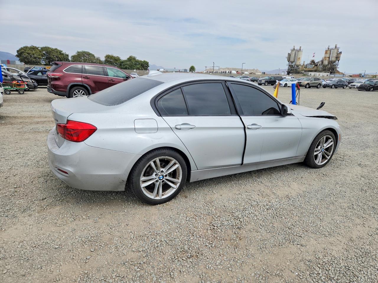 2016 BMW 320 I - zdjęcie 3