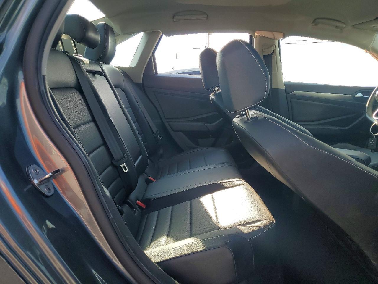 2024 Volkswagen Jetta Se - zdjęcie 10