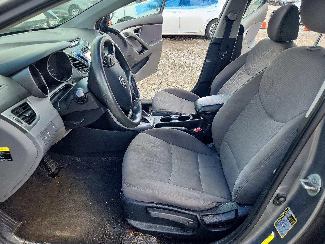 2014 Hyundai Elantra Se - zdjęcie 7