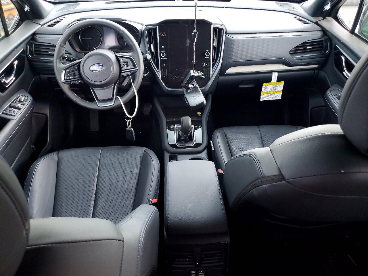 2025 Subaru Forester Limited - zdjęcie 8