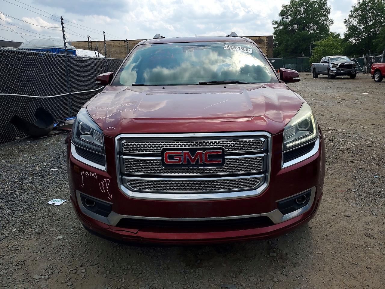 2016 GMC Acadia Denali - zdjęcie 5