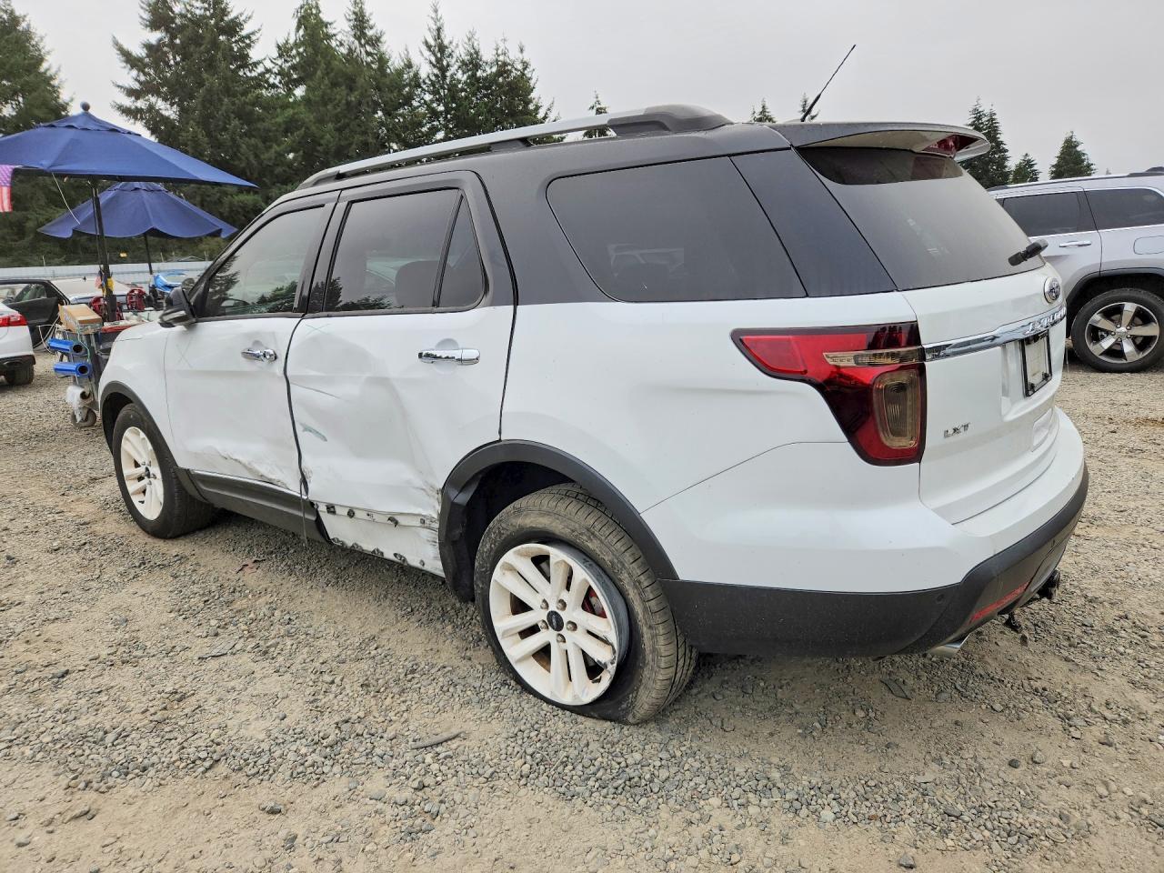 2014 Ford Explorer Xlt - zdjęcie 2