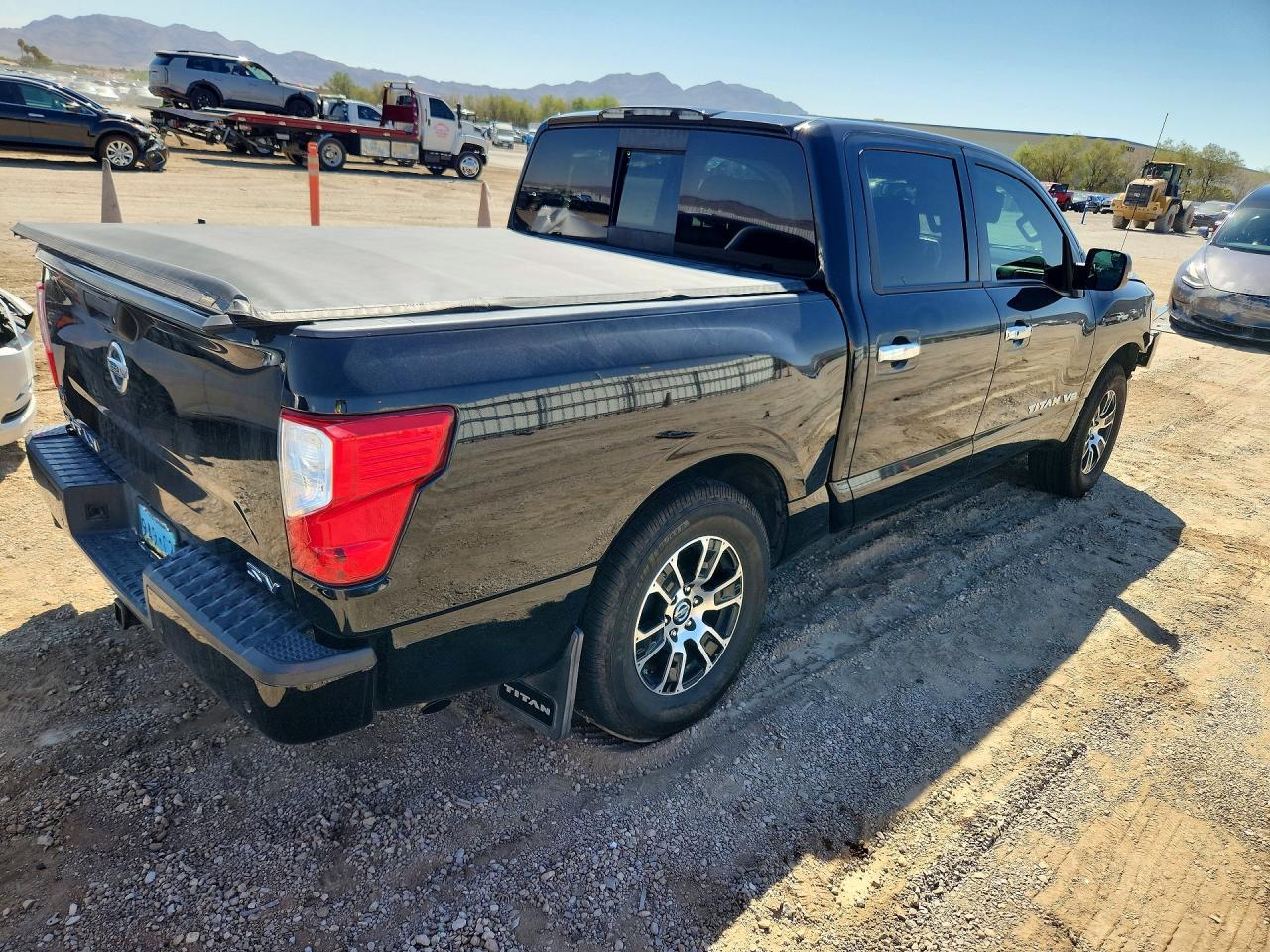 2020 Nissan Titan Sv - zdjęcie 3