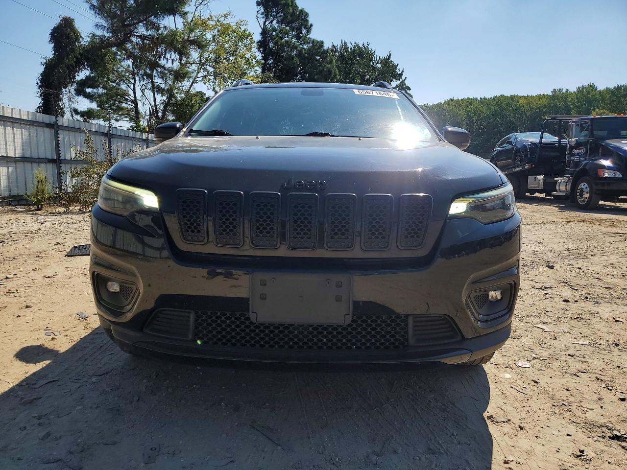 2019 Jeep Cherokee Latitude Plus - zdjęcie 5