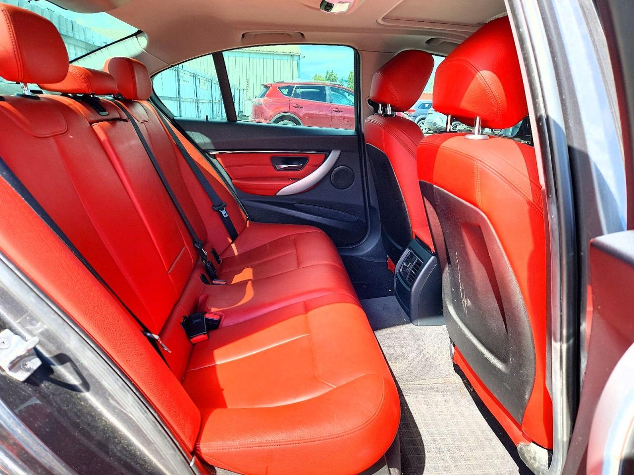 2017 BMW 320 Xi - zdjęcie 10