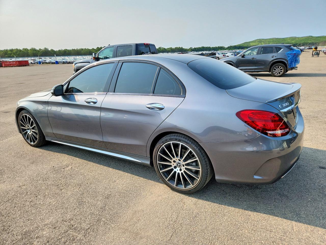 2018 Mercedes-Benz C 300 4Matic - zdjęcie 2