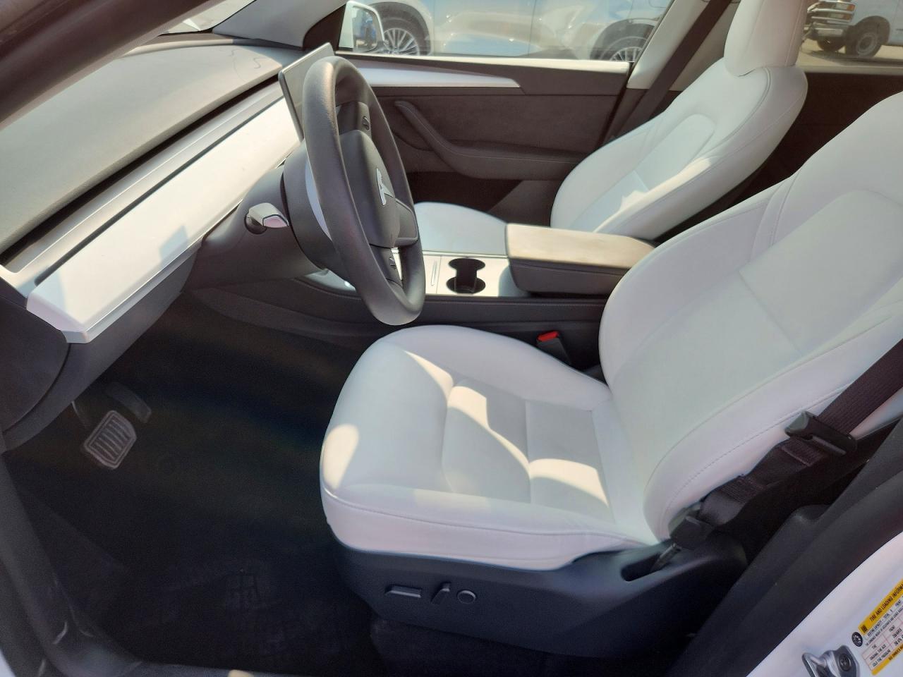 2023 Tesla Model Y - zdjęcie 7