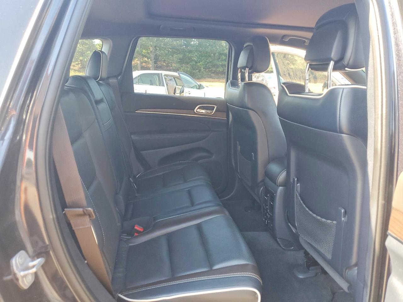 2014 Jeep Grand Cherokee Overland - zdjęcie 10