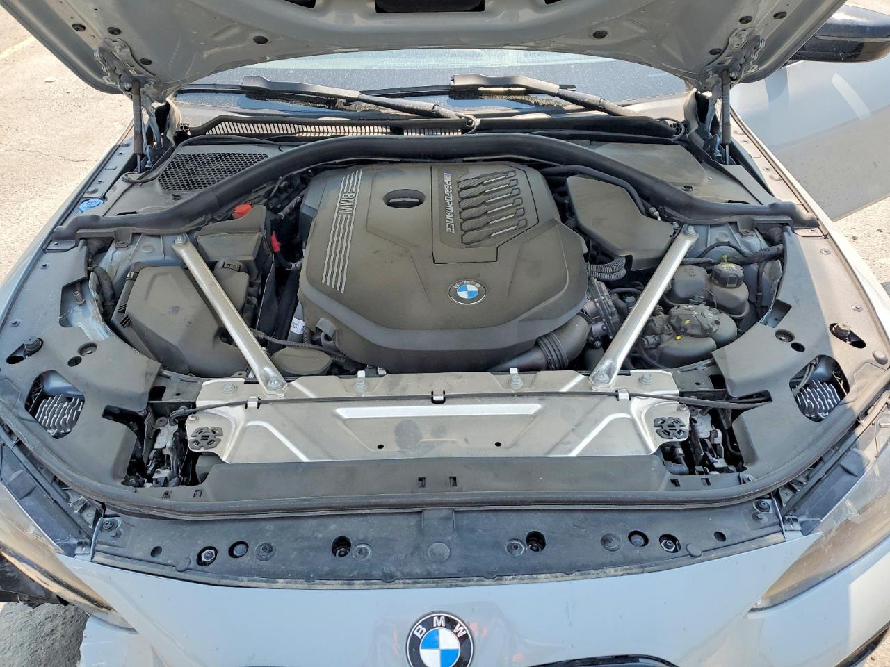 2022 BMW M440Xi - zdjęcie 11