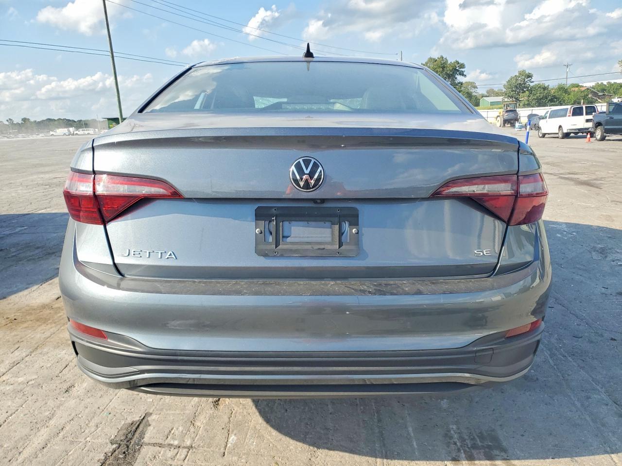 2024 Volkswagen Jetta Se - zdjęcie 6