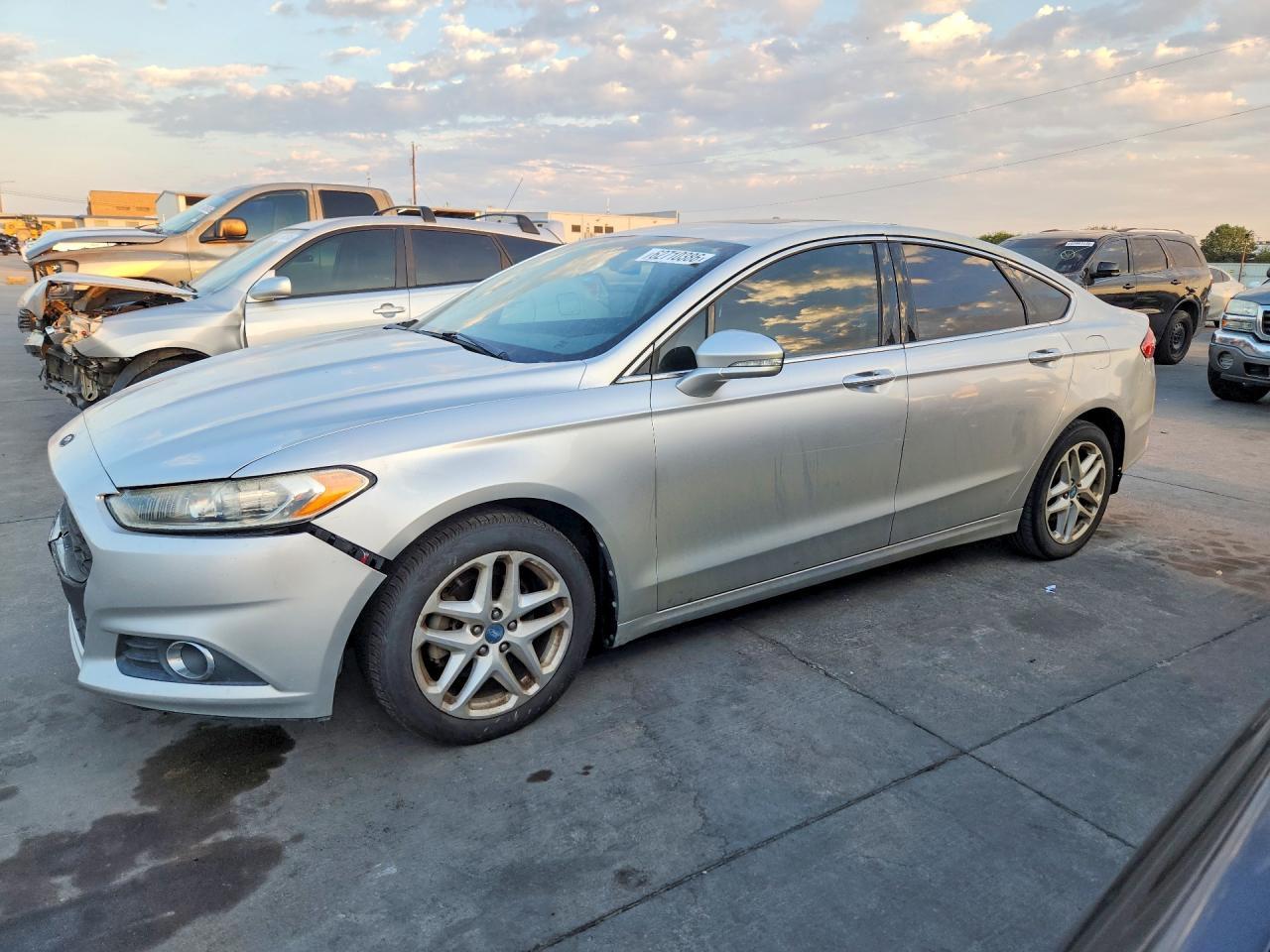 2013 Ford Fusion Se - zdjęcie główne